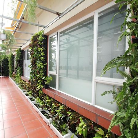 The Arrivals - Cozy Hotel - Pool & Skybar - Sgcenter Ho Chi Minh City Exterior photo