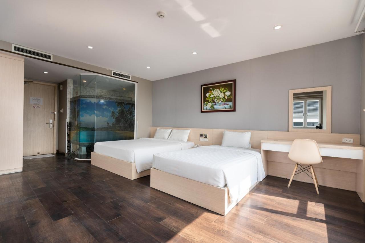 The Arrivals - Cozy Hotel - Pool & Skybar - Sgcenter Ho Chi Minh City Exterior photo