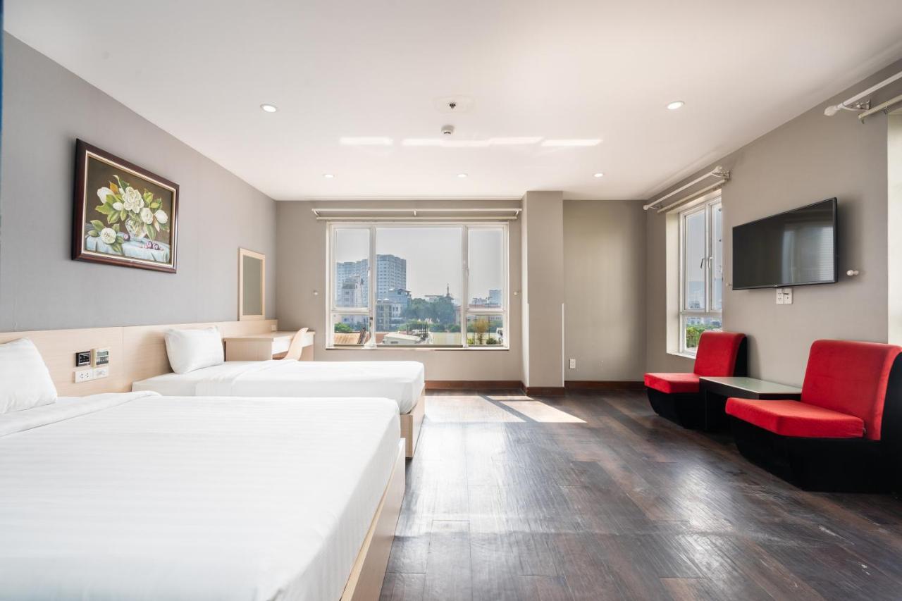 The Arrivals - Cozy Hotel - Pool & Skybar - Sgcenter Ho Chi Minh City Exterior photo