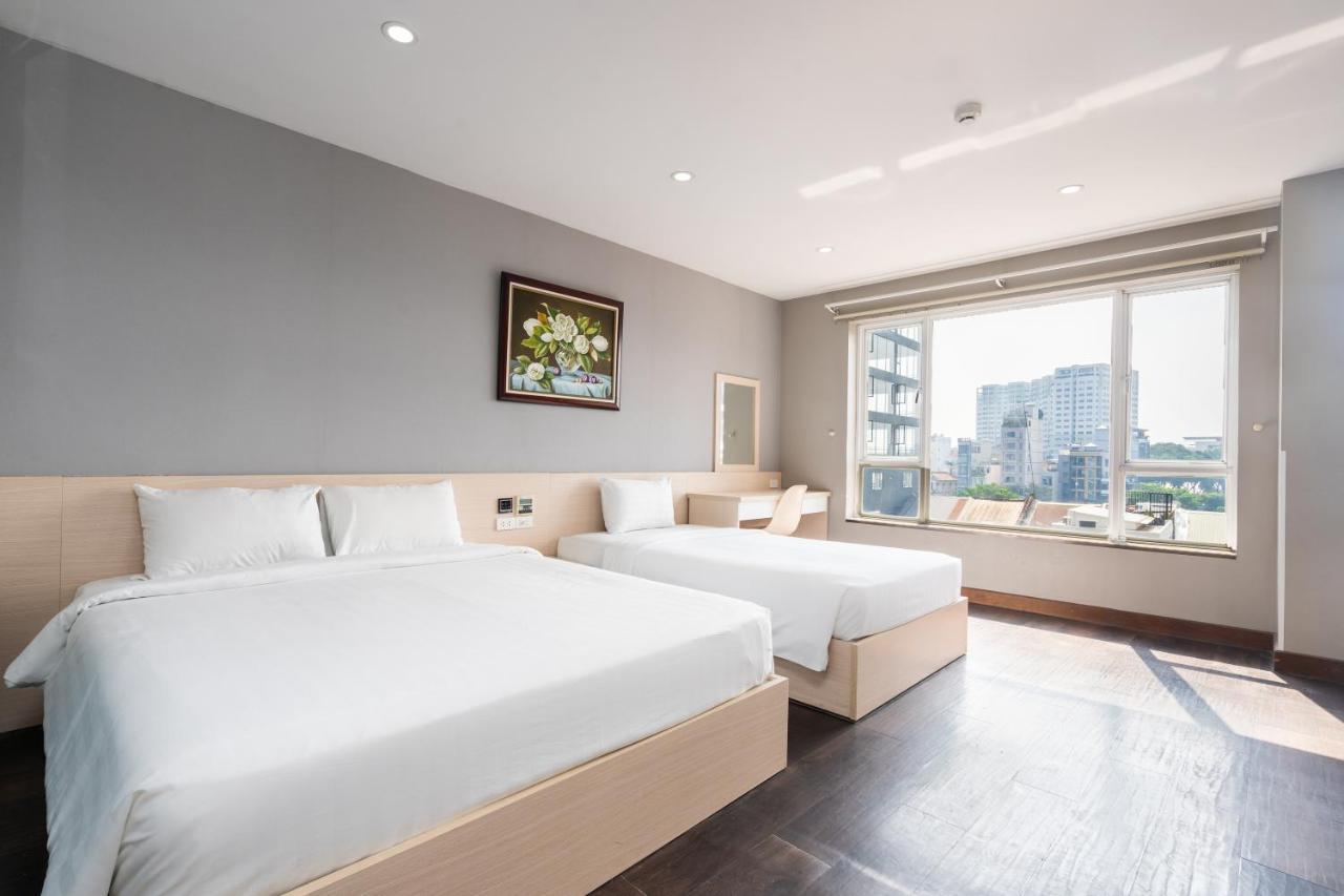 The Arrivals - Cozy Hotel - Pool & Skybar - Sgcenter Ho Chi Minh City Exterior photo