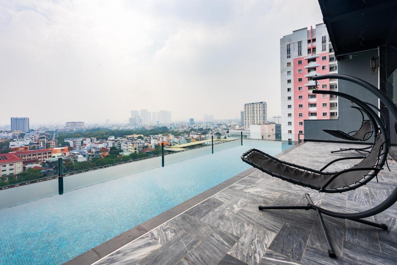 The Arrivals - Cozy Hotel - Pool & Skybar - Sgcenter Ho Chi Minh City Exterior photo