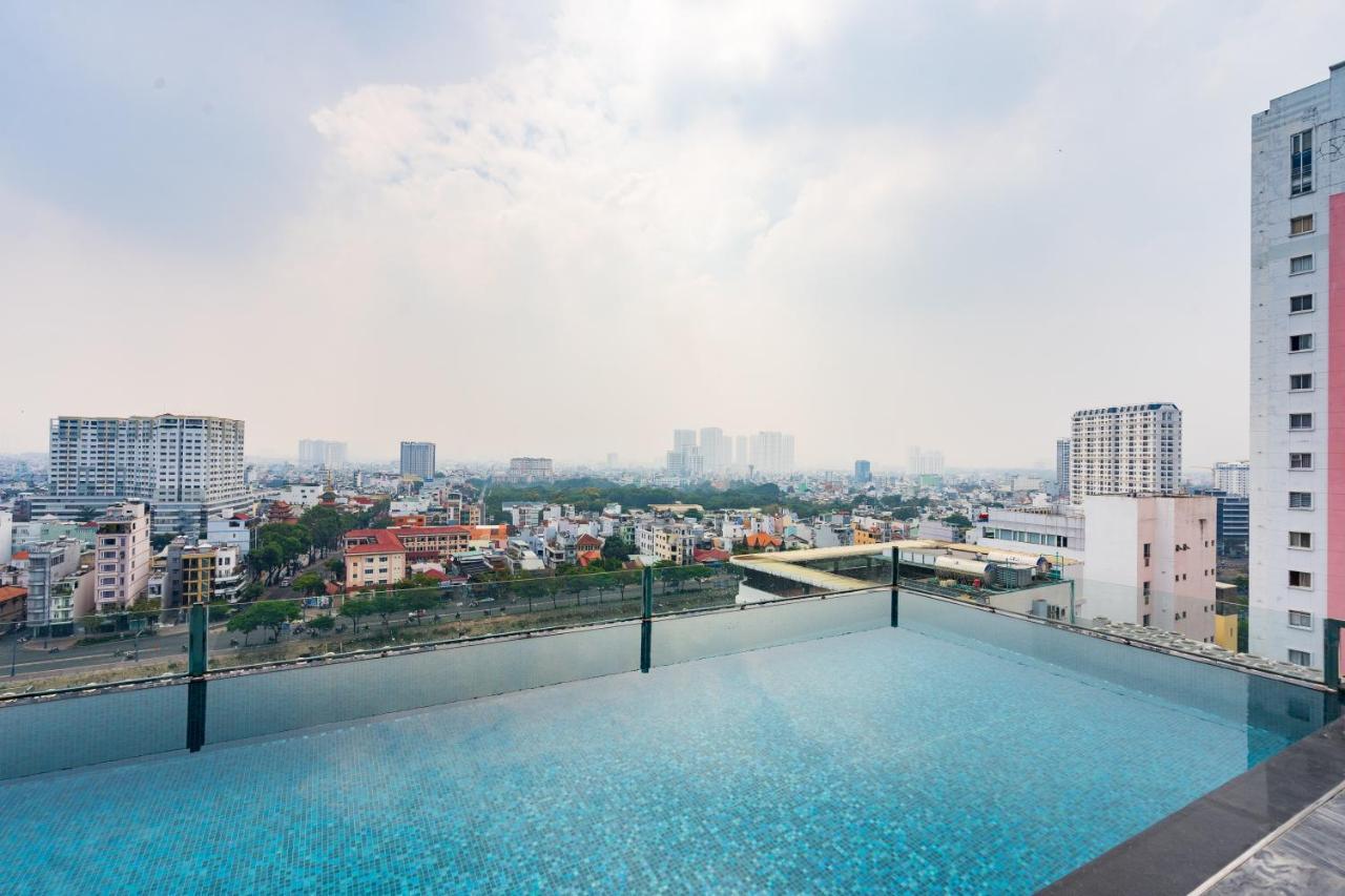 The Arrivals - Cozy Hotel - Pool & Skybar - Sgcenter Ho Chi Minh City Exterior photo