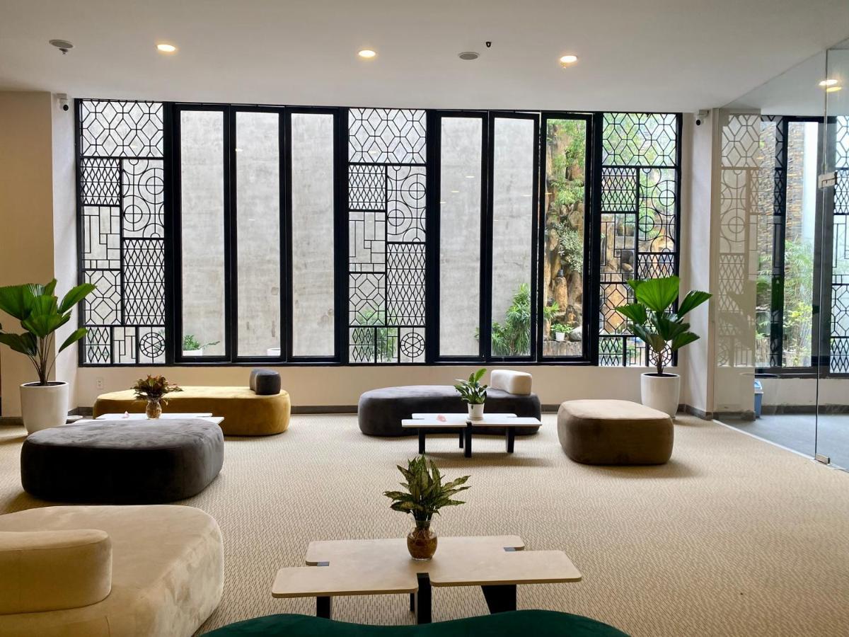 The Arrivals - Cozy Hotel - Pool & Skybar - Sgcenter Ho Chi Minh City Exterior photo