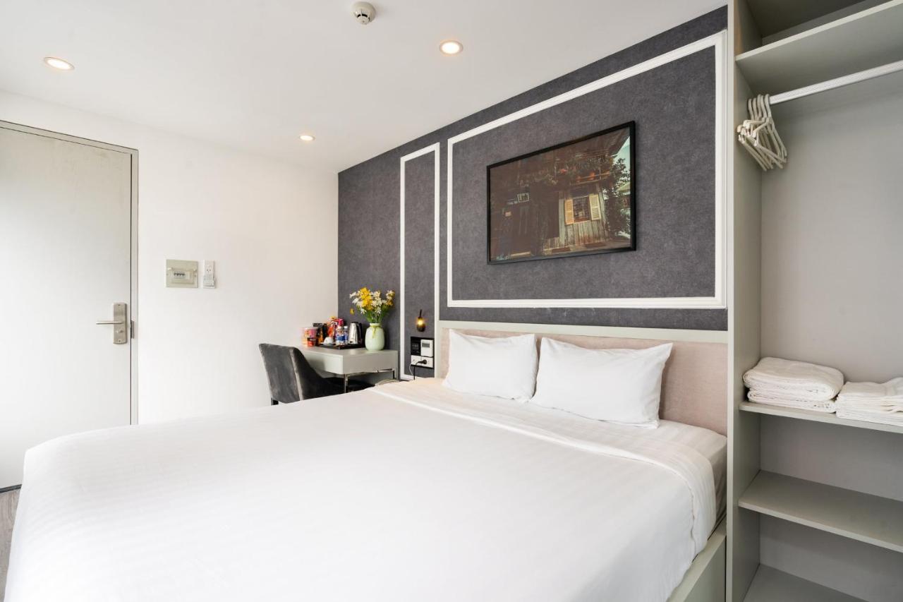 The Arrivals - Cozy Hotel - Pool & Skybar - Sgcenter Ho Chi Minh City Exterior photo